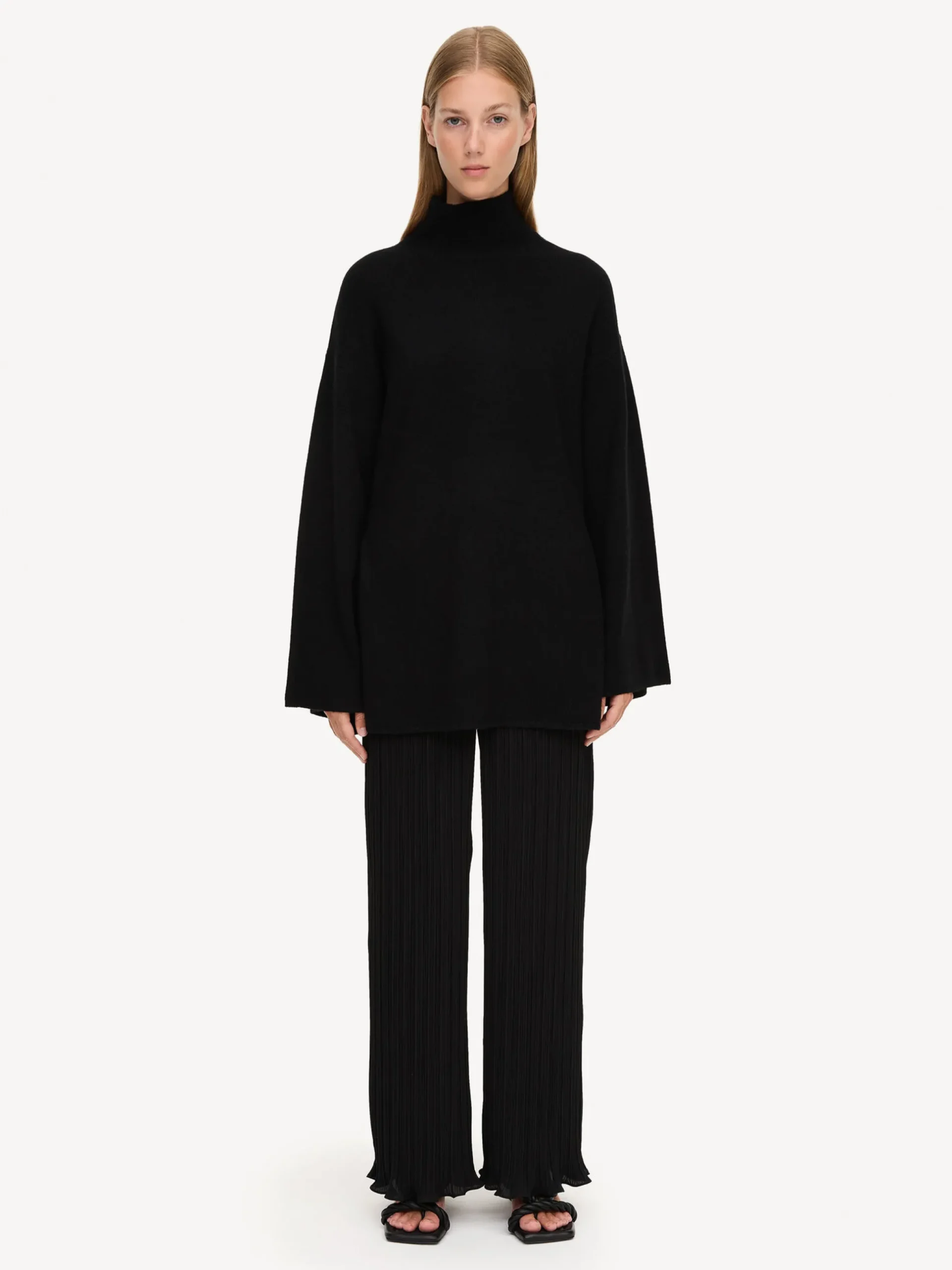 By Malene Birger Knitwear^Camira Sweater Black
