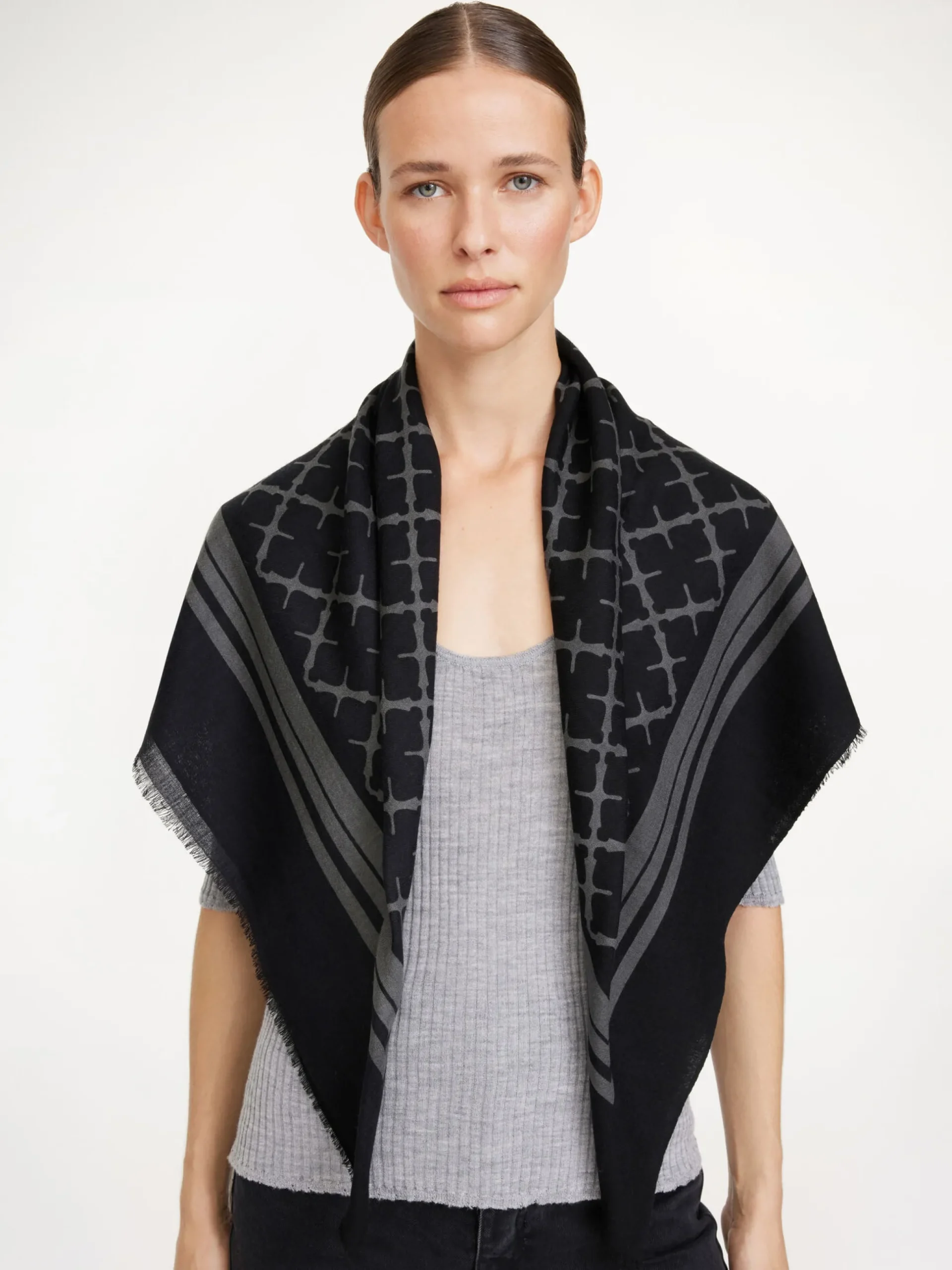 By Malene Birger Scarves^Cornelis Wool Scarf Charcoal