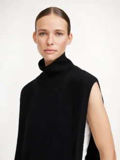 By Malene Birger Knitwear^Zania Oversized Knit Bib Black